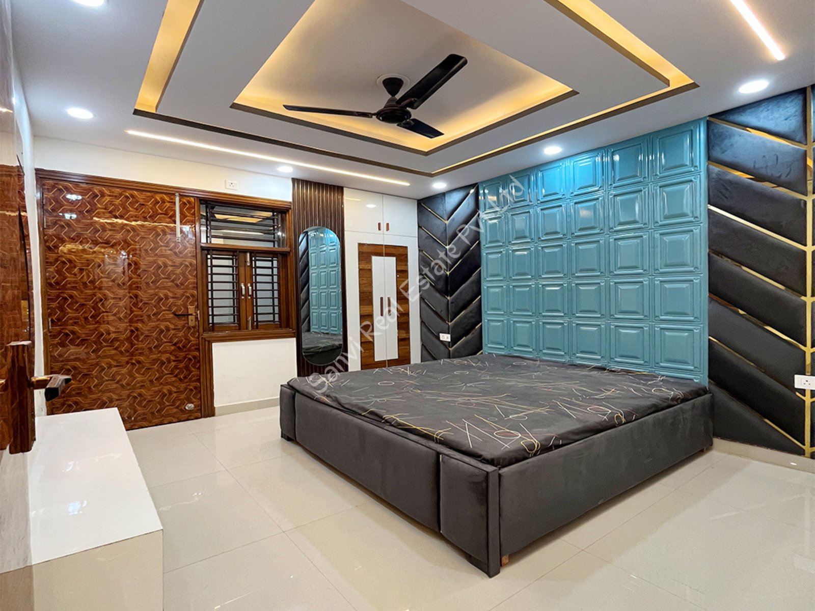Corner 3 BHK Flat in Uttam Nagar | L-Type Fully Furnished Flat