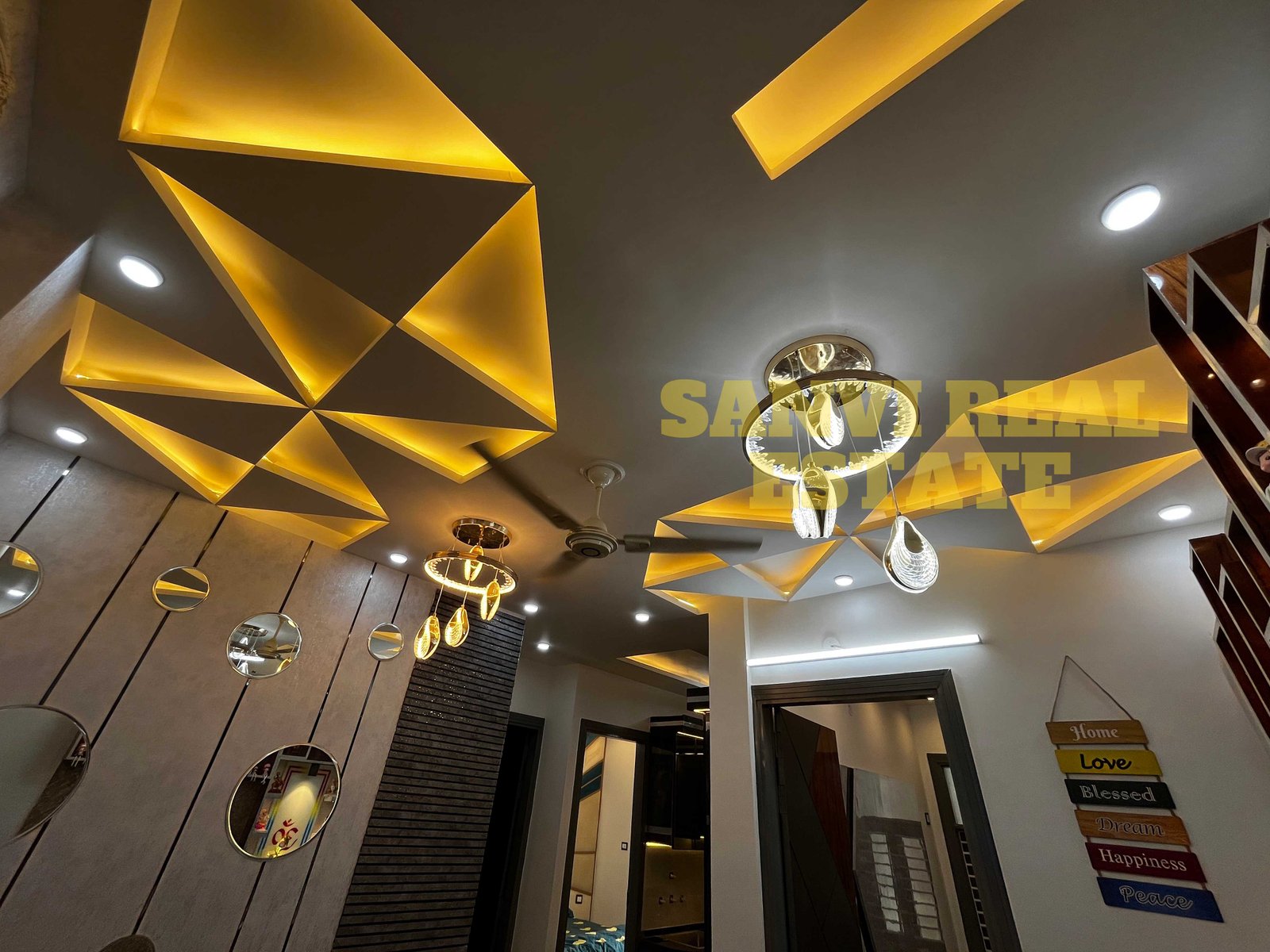 L-Type Furnished 3 BHK Flat in Uttam Nagar | Sanvi Real Estate