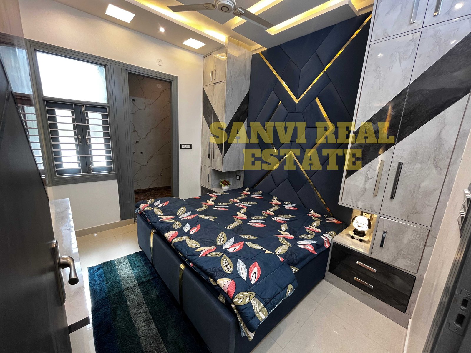 Fully Furnished L-Type Corner 3 BHK Flat in Uttam Nagar By Sanvi Real Estate