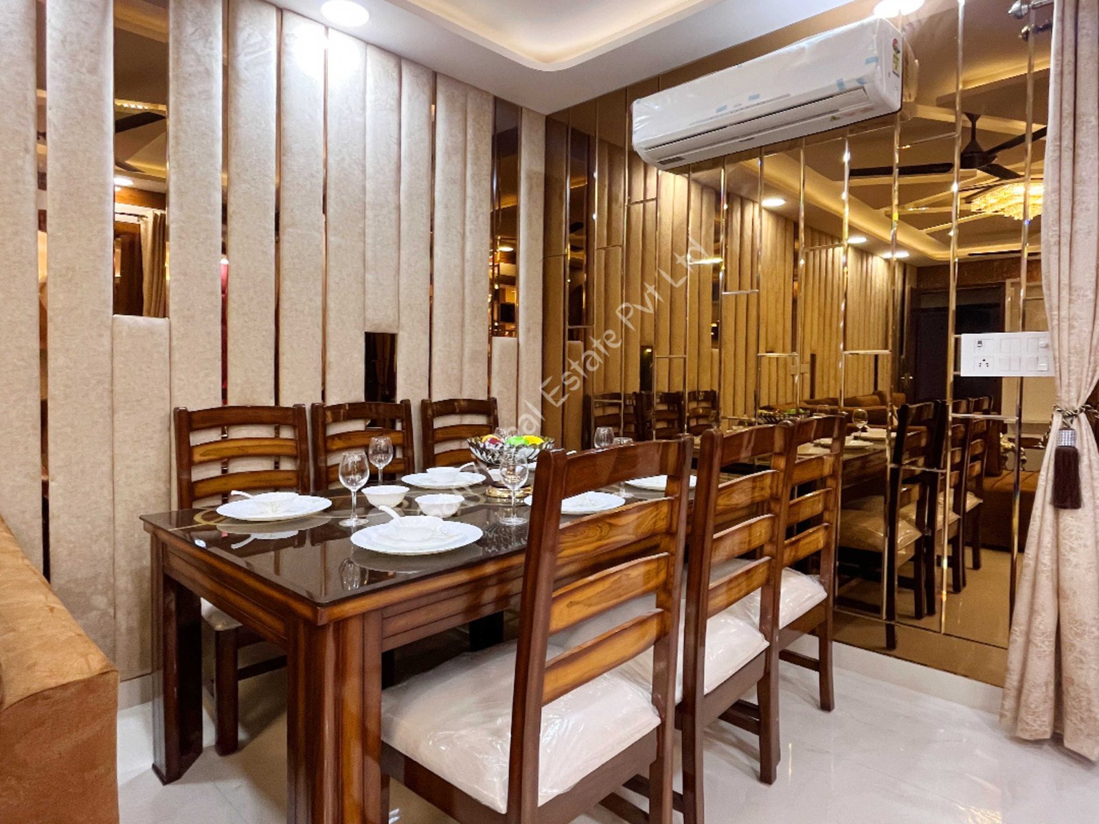 3 BHK Luxurious Flat in Dwarka Mor | Fully Furnished Flat