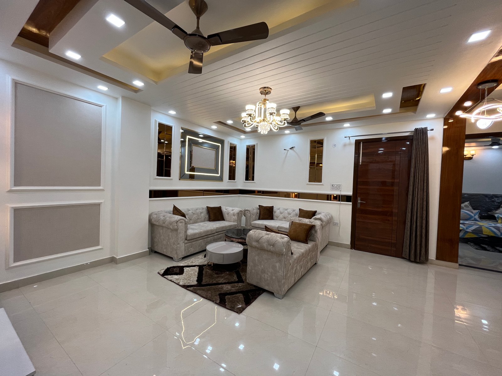 4 BHK Flat in Uttam Nagar | Fully Furnished Flat | Sanvi Real Estate