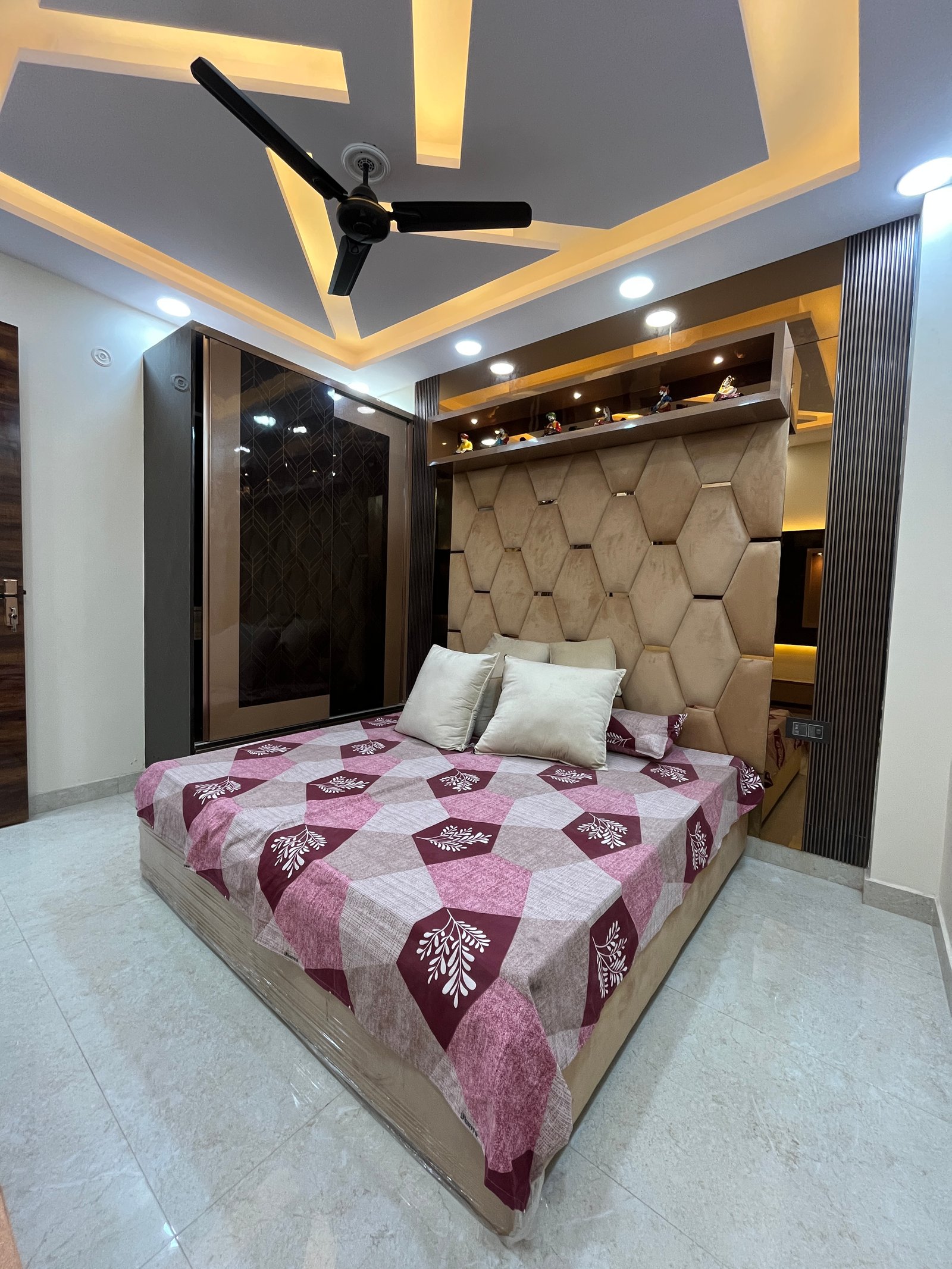 2 BHK Flat in Uttam Nagar | Full Furnished Flats for Sale in Uttam Nagar