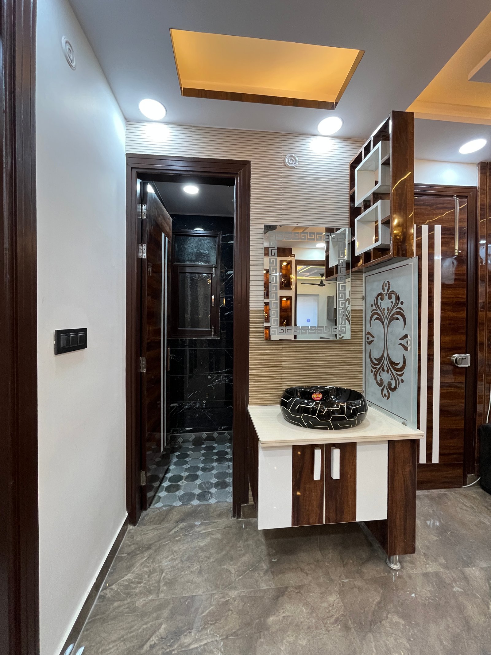 2 BHK Flat in Uttam Nagar | Full Furnished Flats for Sale in Uttam Nagar