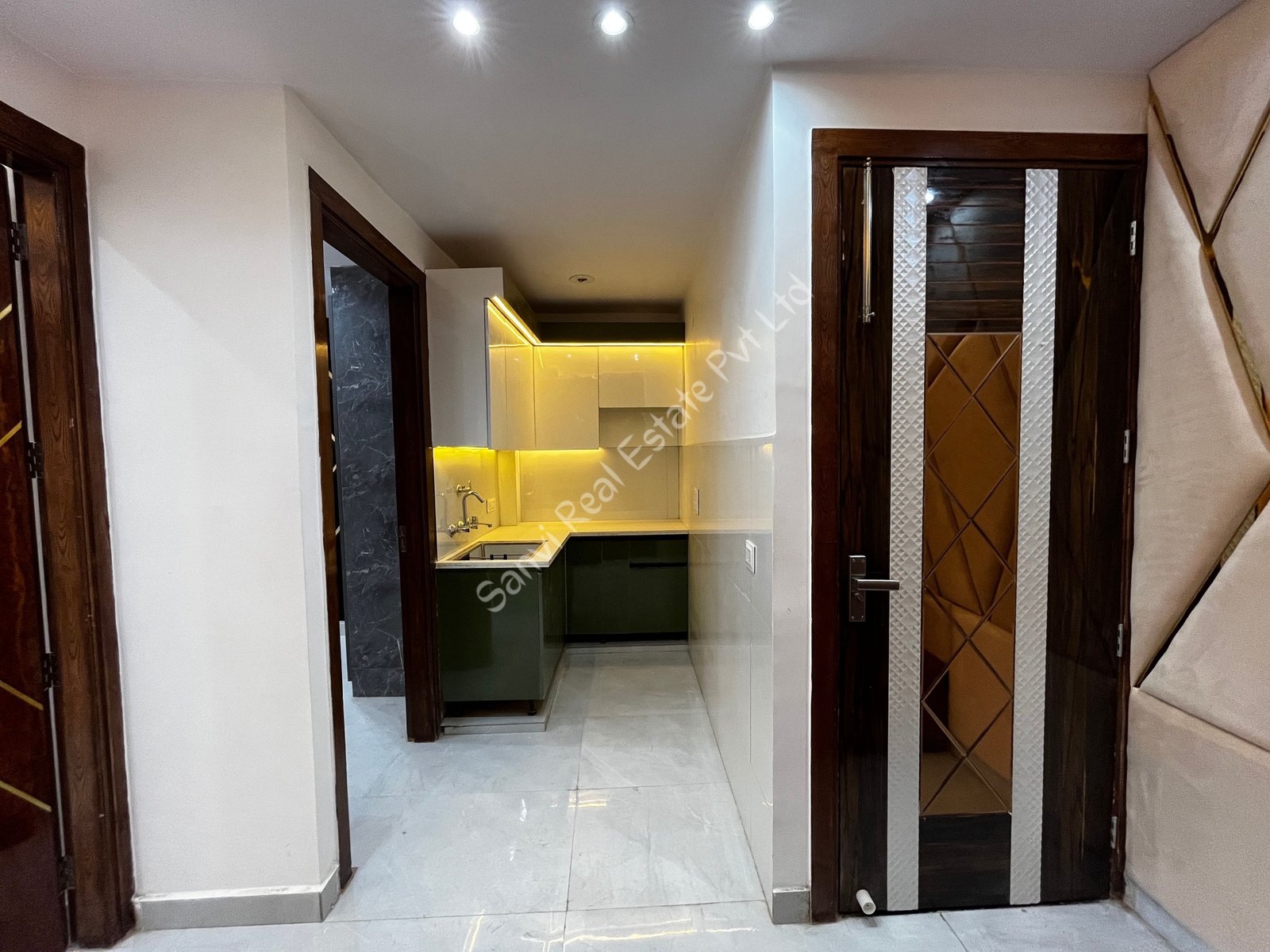Sunlit 2 BHK Flat in Dwarka Mor with Open Front View | Well Designed Dwarka Mor Flats for Sale