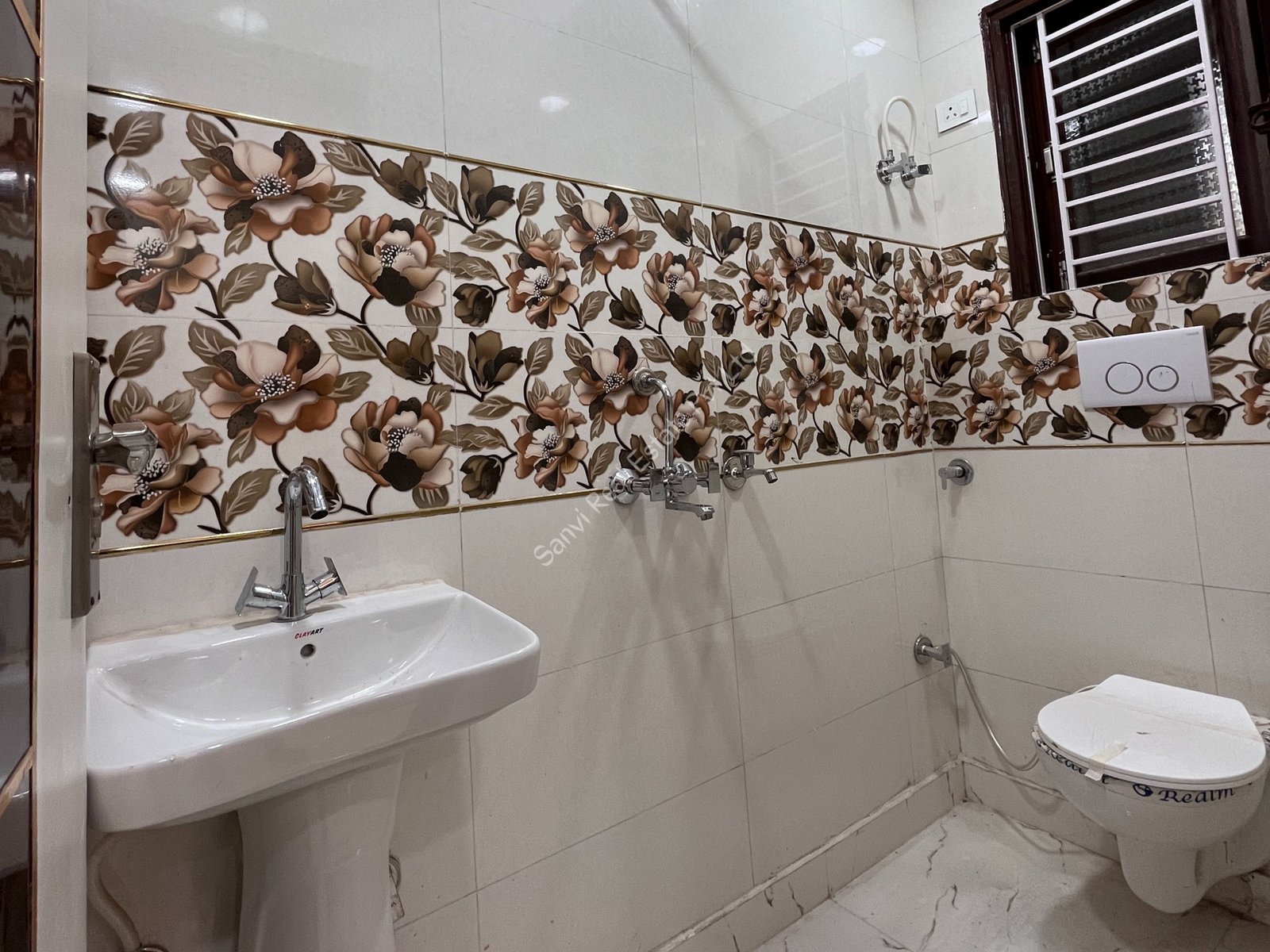 3 BHK Property | Flat in Uttam Nagar | M-Sanvi Real Estate