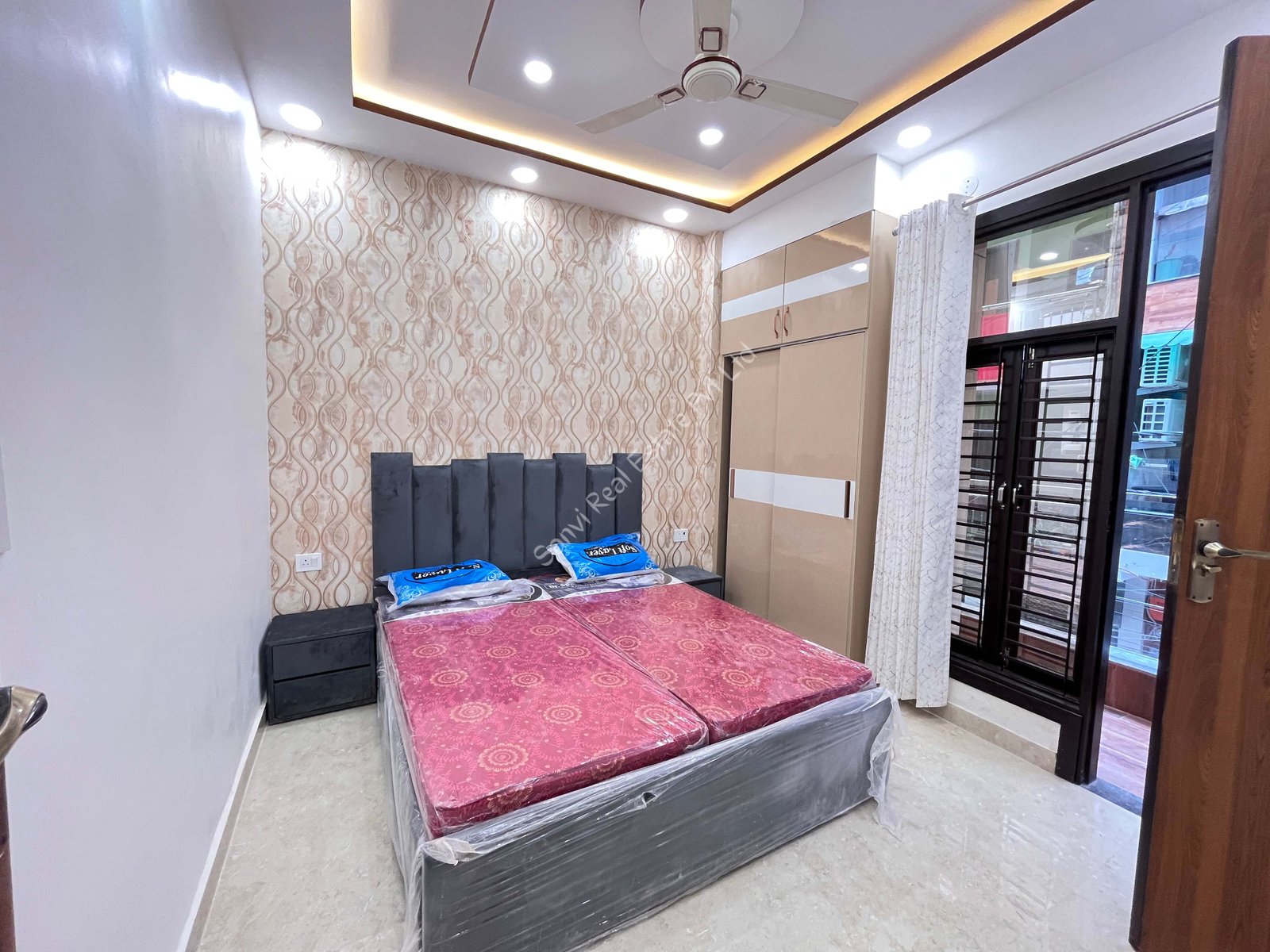 3 BHK Flat in Dwarka Mor | 3 BHK Property in Delhi | M-Sanvi Real Estate