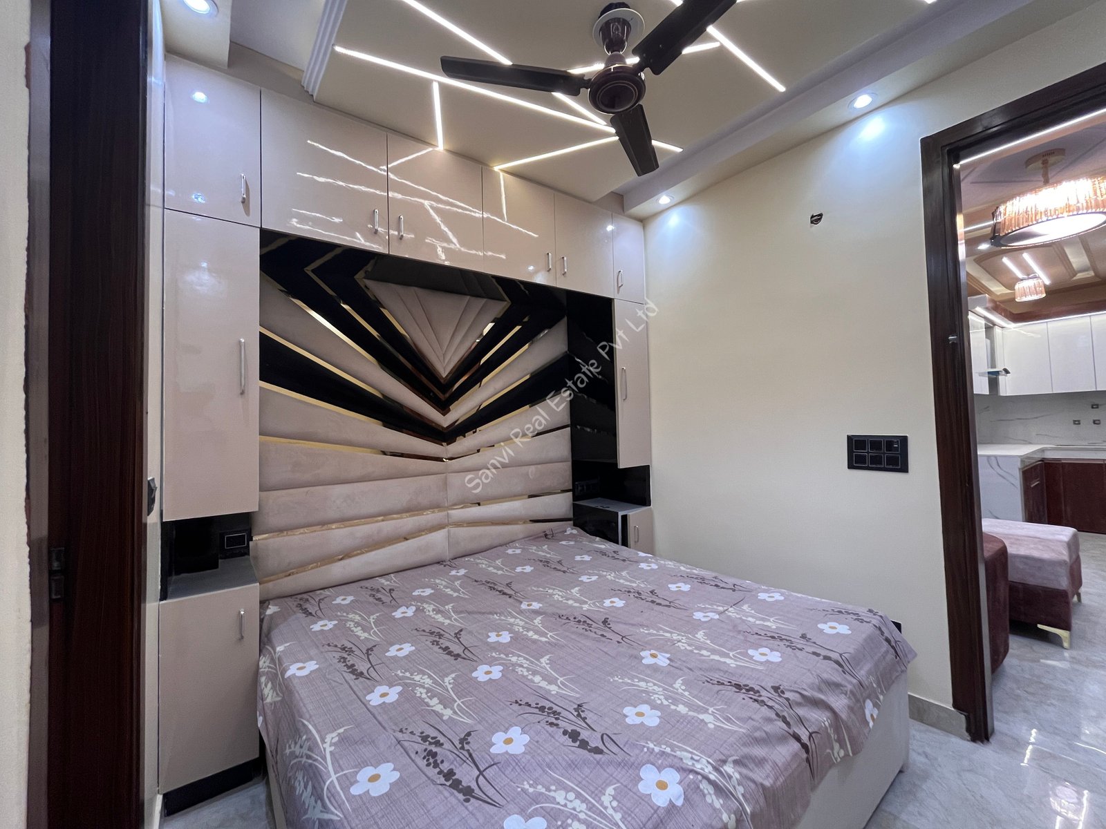 Beyond Ordinary 3 BHK Builder Floor Dwarka Mor Delhi | Property in Dwarka Mor | M-Sanvi Real Estate