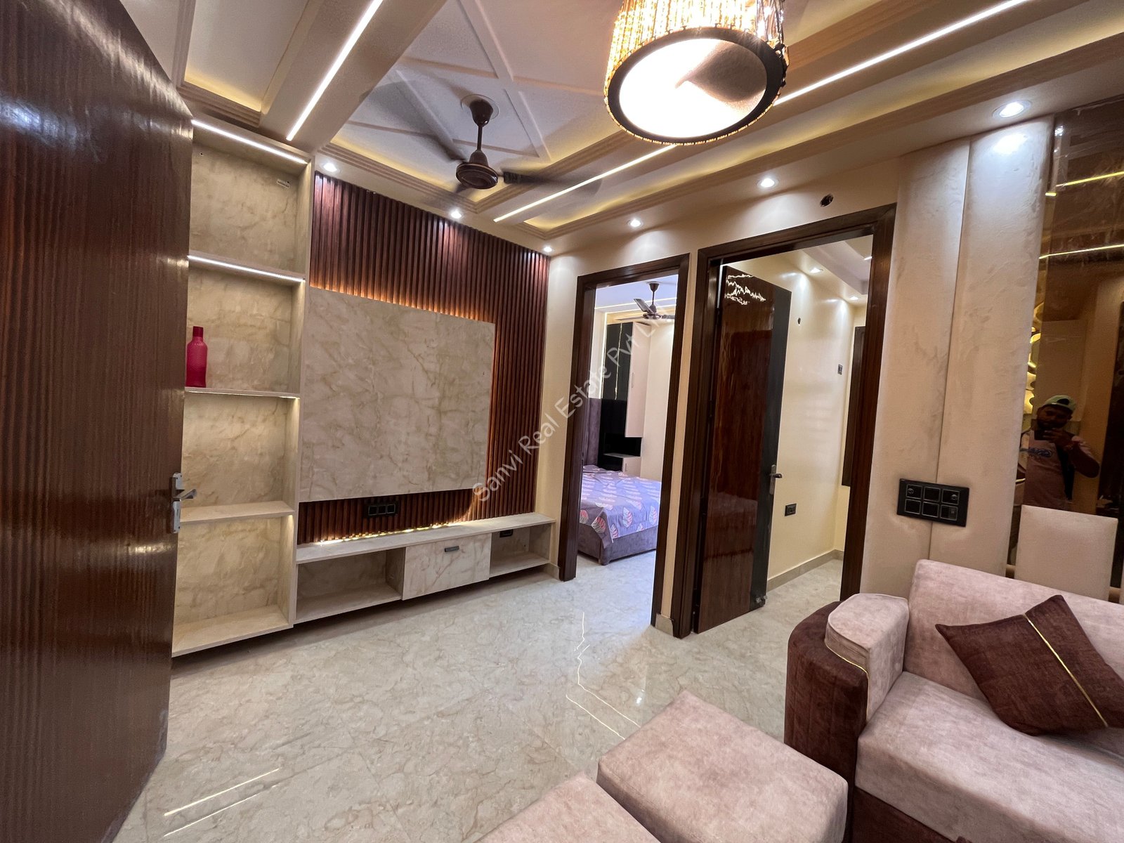 Beyond Ordinary 3 BHK Builder Floor Dwarka Mor Delhi | Property in Dwarka Mor | M-Sanvi Real Estate