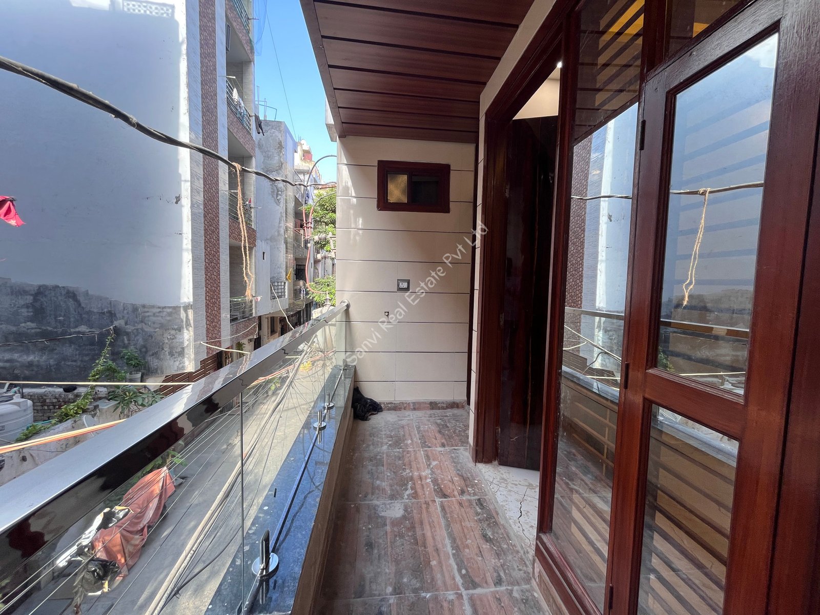 3 BHK Builder Flat in Uttam Nagar | Semi Furnished Flat in Uttam Nagar