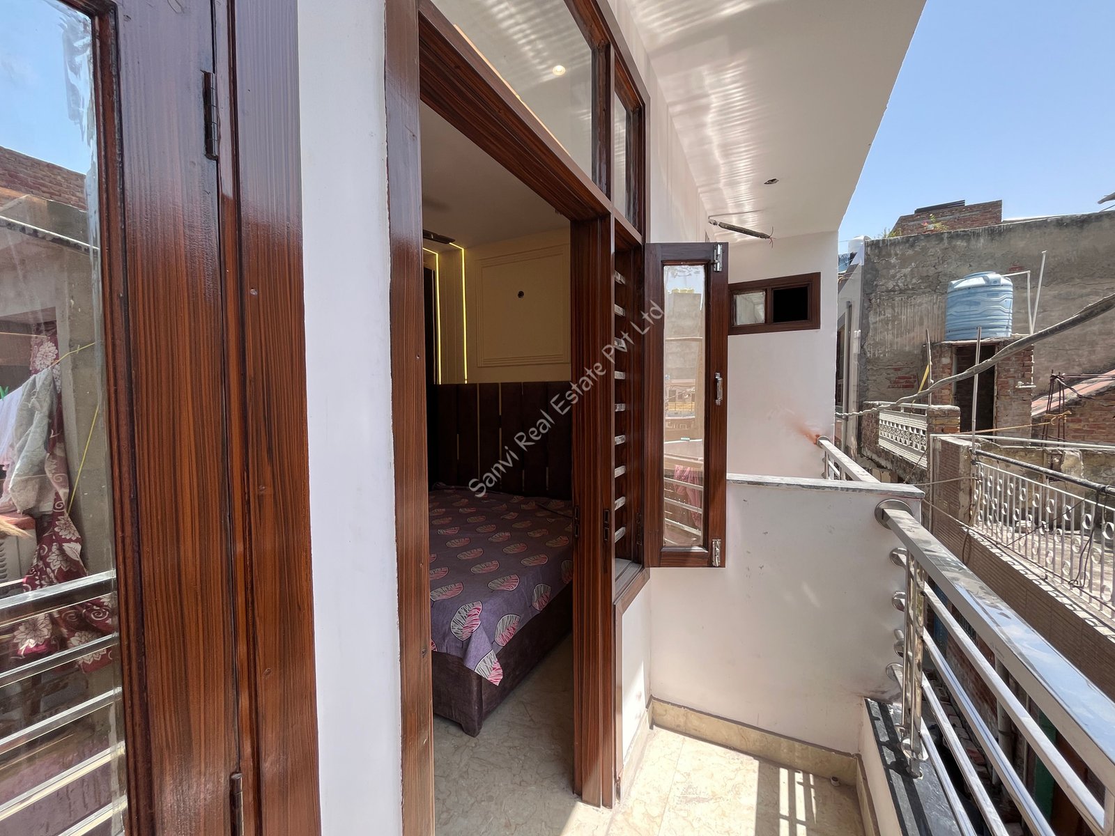 Beyond Ordinary 3 BHK Builder Floor Dwarka Mor Delhi | Property in Dwarka Mor | M-Sanvi Real Estate