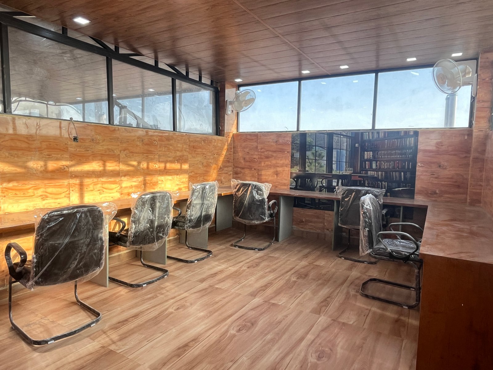 Low Cost 3 BHK Apartment in Dwarka Mor, Delhi | Affordable 3 BHK Flat in Delhi