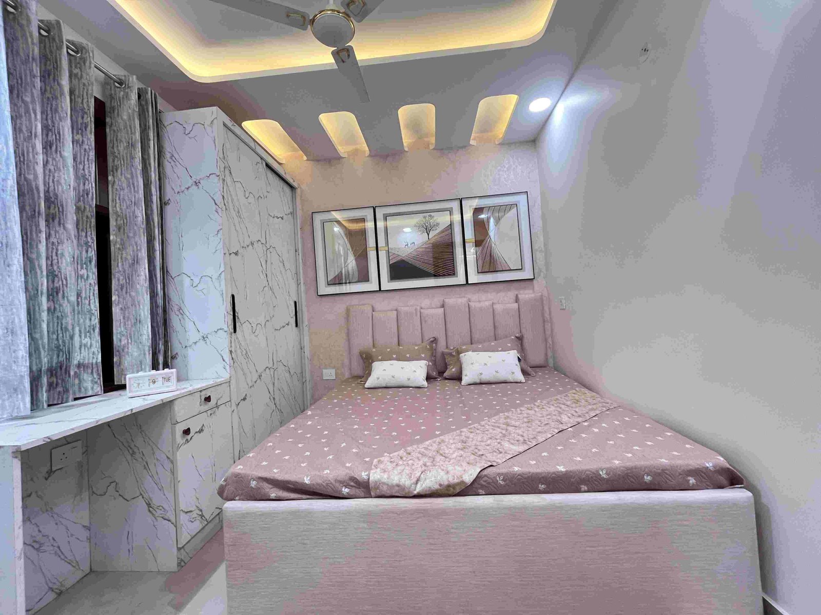 4 BHK Luxurious Flat in Uttam Nagar | Spacious Ventilated 4 BHK Flat