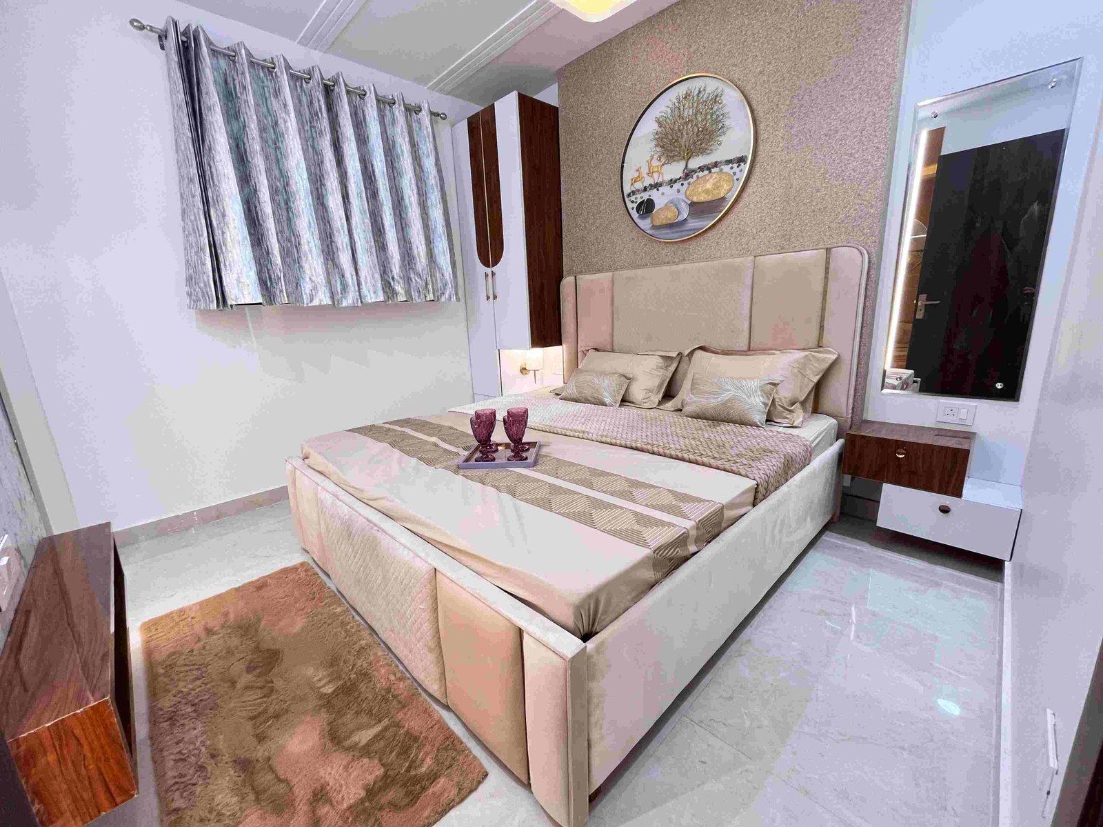 4 BHK Luxurious Flat in Uttam Nagar | Spacious Ventilated 4 BHK Flat