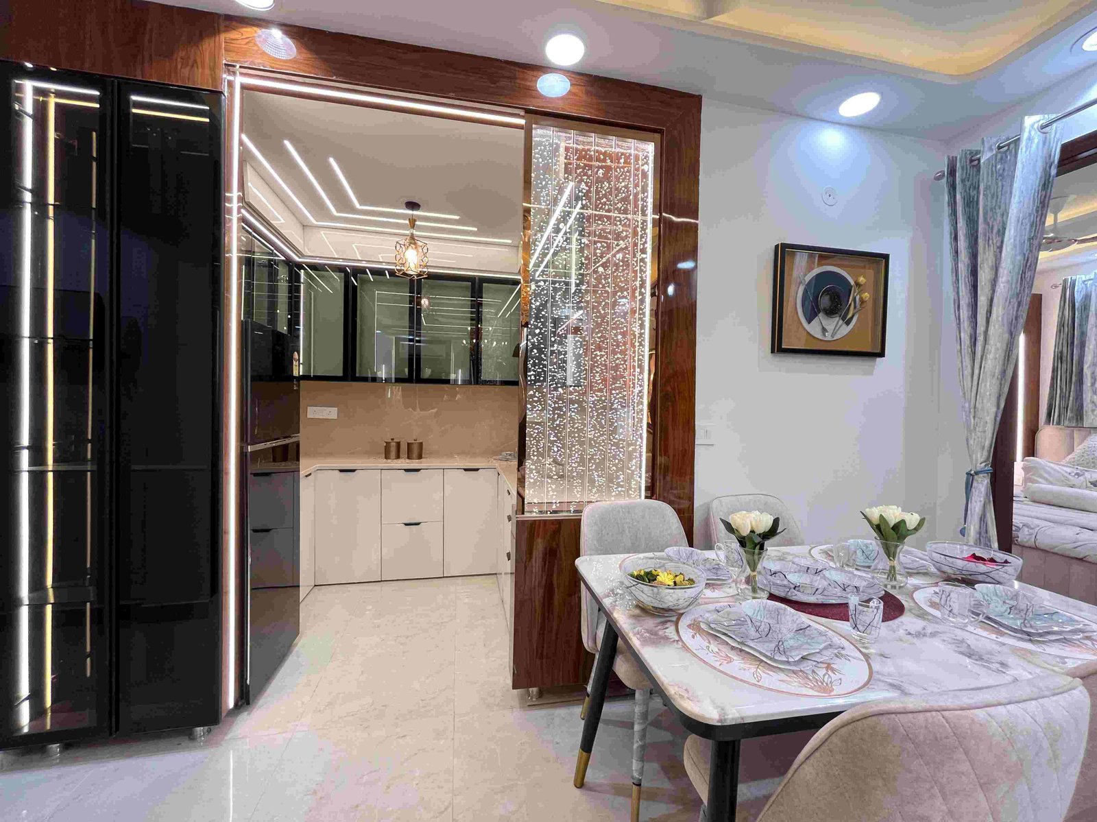 4 BHK Luxurious Flat in Uttam Nagar | Spacious Ventilated 4 BHK Flat