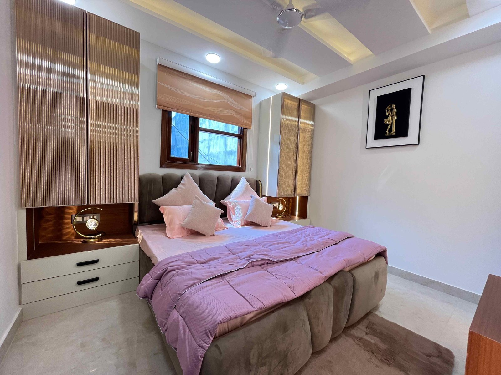 1000 गज की Society में 3BHK Flat Waiting Area & Kids Room के साथ | 3 BHK flat in Uttam Nagar