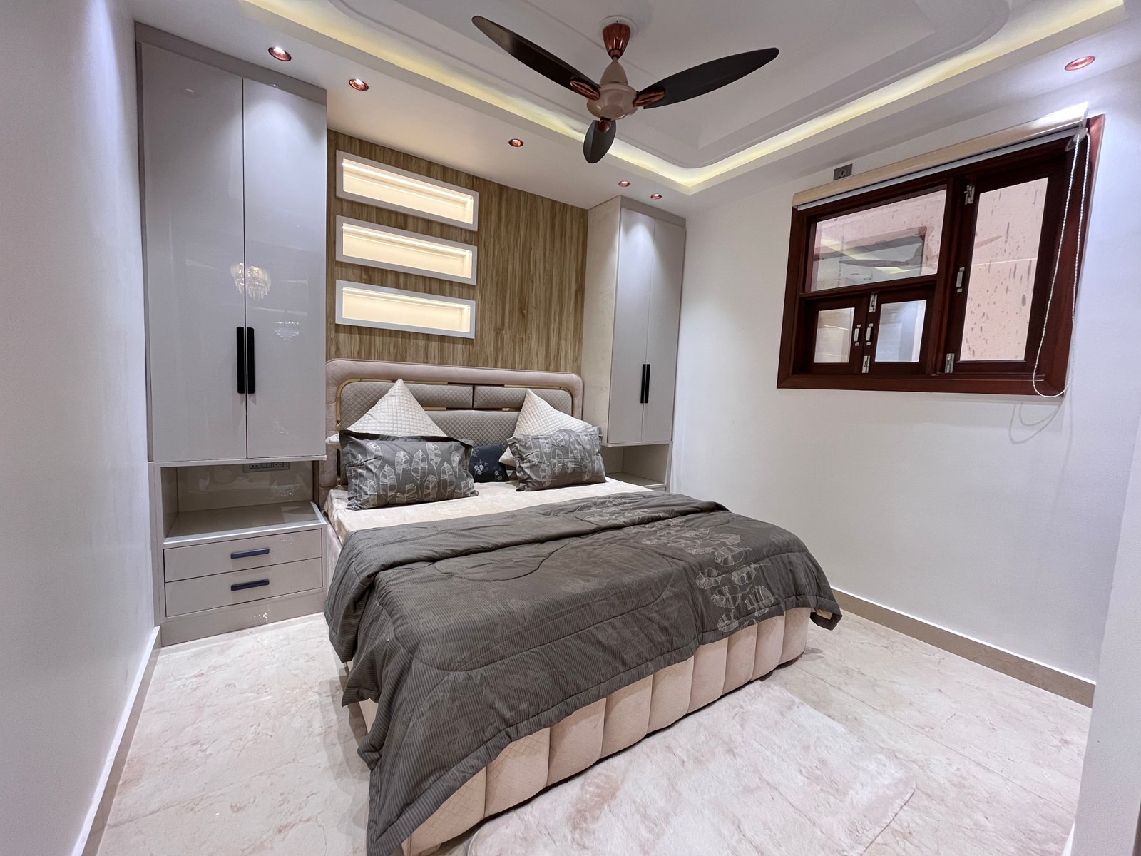 3 BHK Flat with Terrace Garden, Party Zone & Kids Play Area – Dwarka Mor Flats for Sale