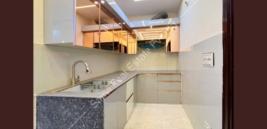 75 GAJ Independent House in Dwarka Mor | Property for Sale