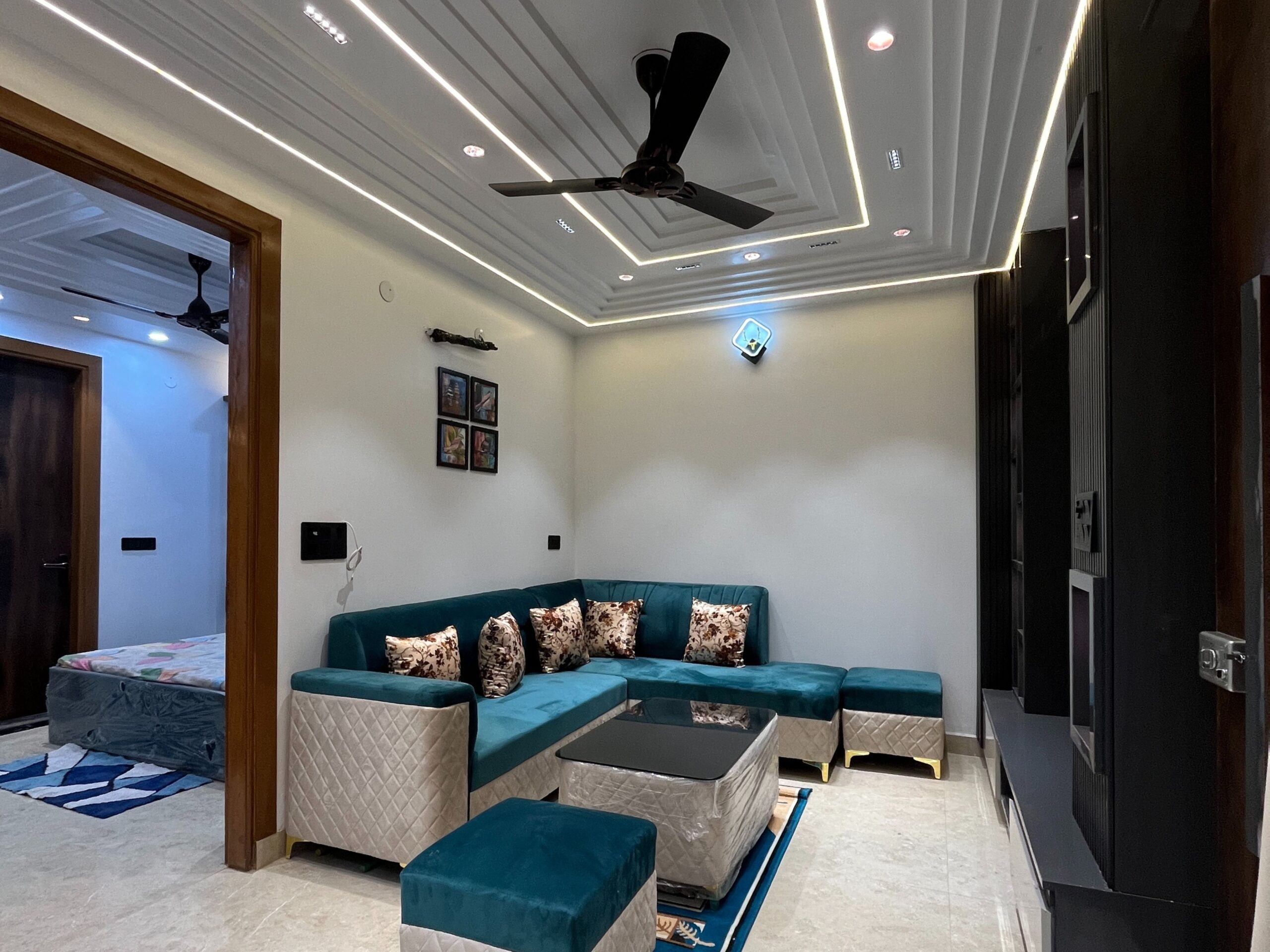 2 BHK flat in Dwarka Mor | Fully Furnished Flat | Sanvi Real Estate