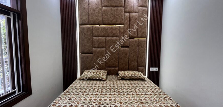 2 BHK Luxurious Flat in Uttam Nagar, Delhi-Sanvi Real Estate