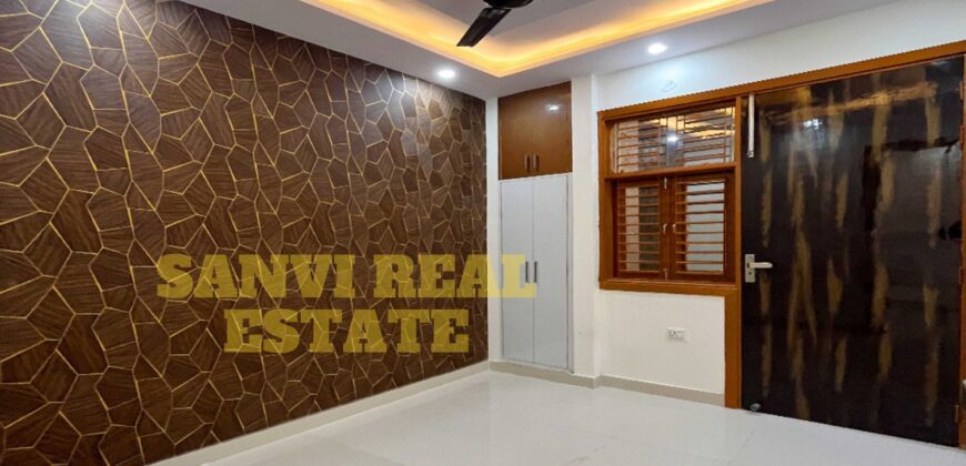 1 BHK Semi Furnished Flat in Uttam Nagar | Sanvi Real Estate