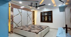 3 BHK Corner Flat in Uttam Nagar | L-Type Fully Furnished Flat