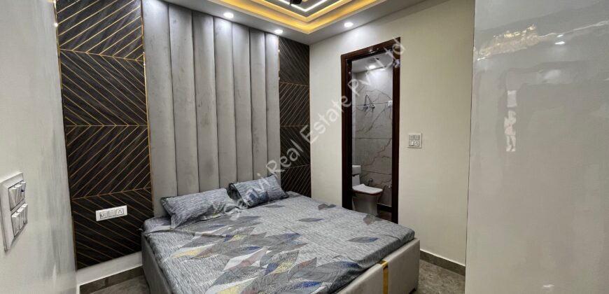 2 BHK Luxurious Flat in Uttam Nagar, Delhi-Sanvi Real Estate