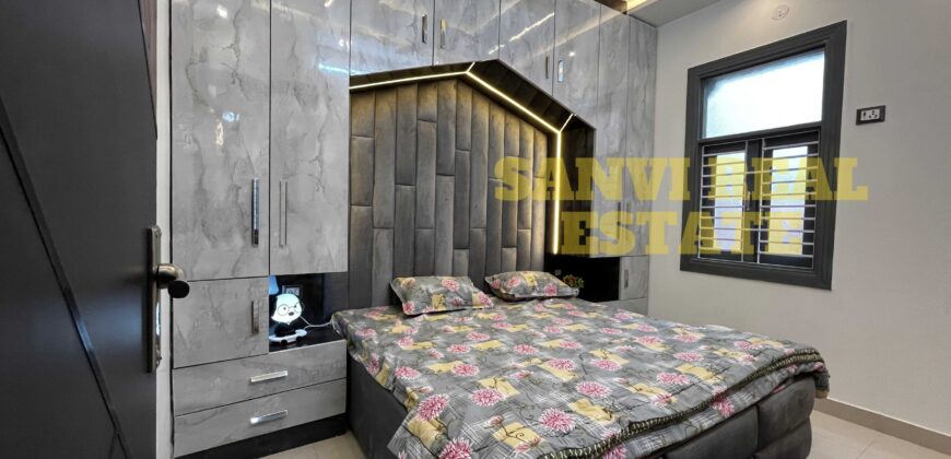 3 BHK L-Type Furnished Flat in Uttam Nagar | Sanvi Real Estate