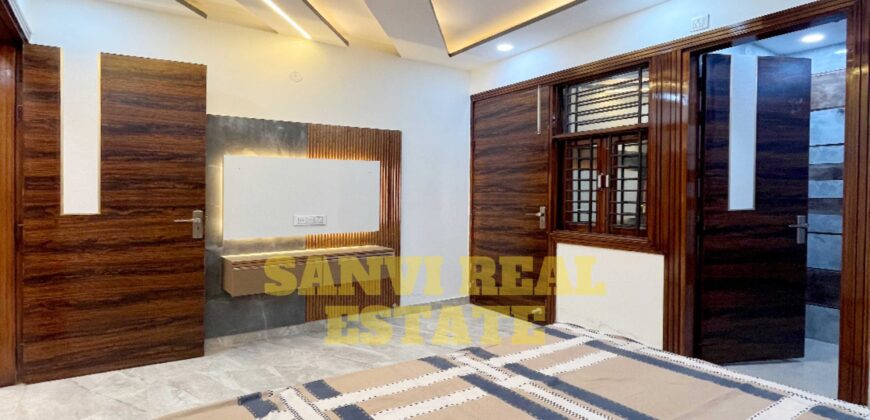 3 BHK Furnished Flat for Sale in Dwarka Mor | Sanvi Real Estate