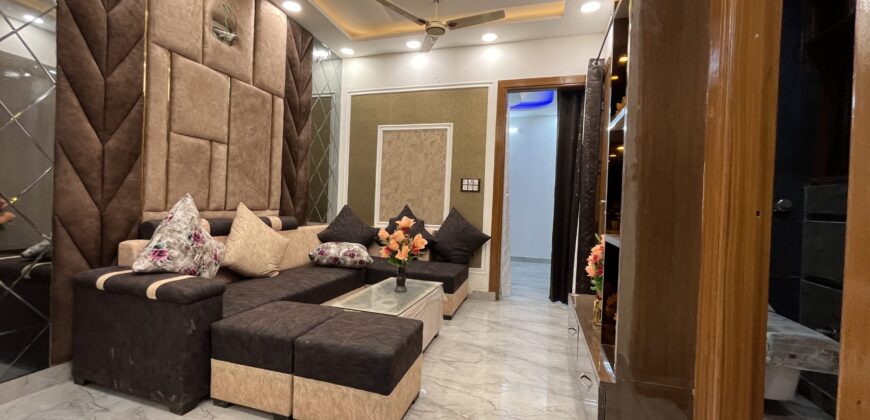 2 BHK Fully Furnished Flat in Uttam Nagar | Sanvi Real Estate