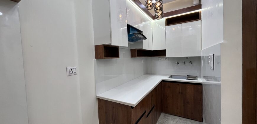 2 BHK Flat in Uttam Nagar | Sanvi Real Estate | Fully Furnished Flat