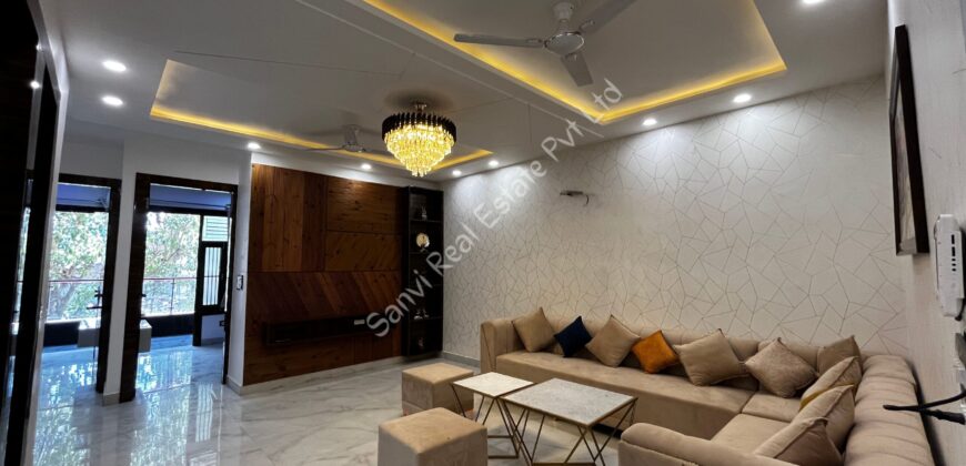 4 BHK Flat in Dwarka Mor, Delhi | Sanvi Real Estate