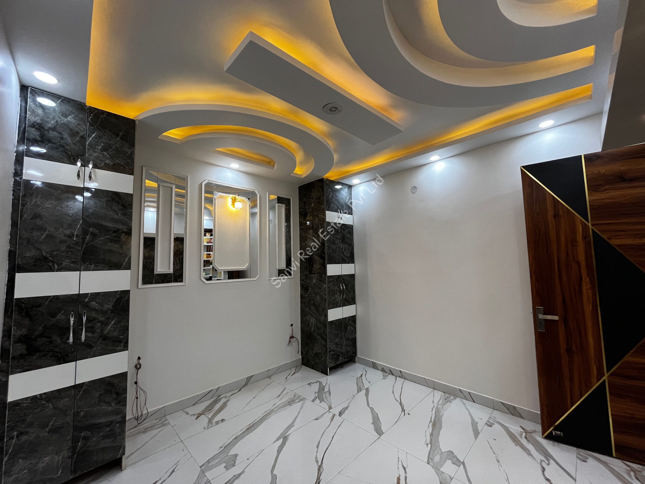 3 BHK Luxurious Property in Uttam Nagar, Delhi | Sanvi Real Estate