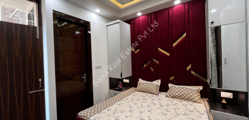 2 BHK L-Type Corner Flat in Uttam Nagar | Sanvi Real Estate