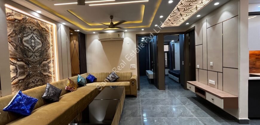 Luxurious 3 BHK Flat in Uttam Nagar, Delhi | Sanvi Real Estate