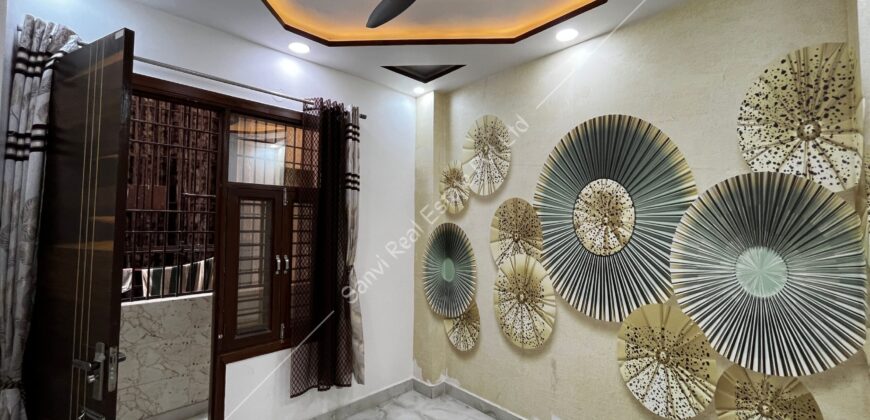 2 BHK Luxurious Property in Uttam Nagar, Delhi | Sanvi Real Estate