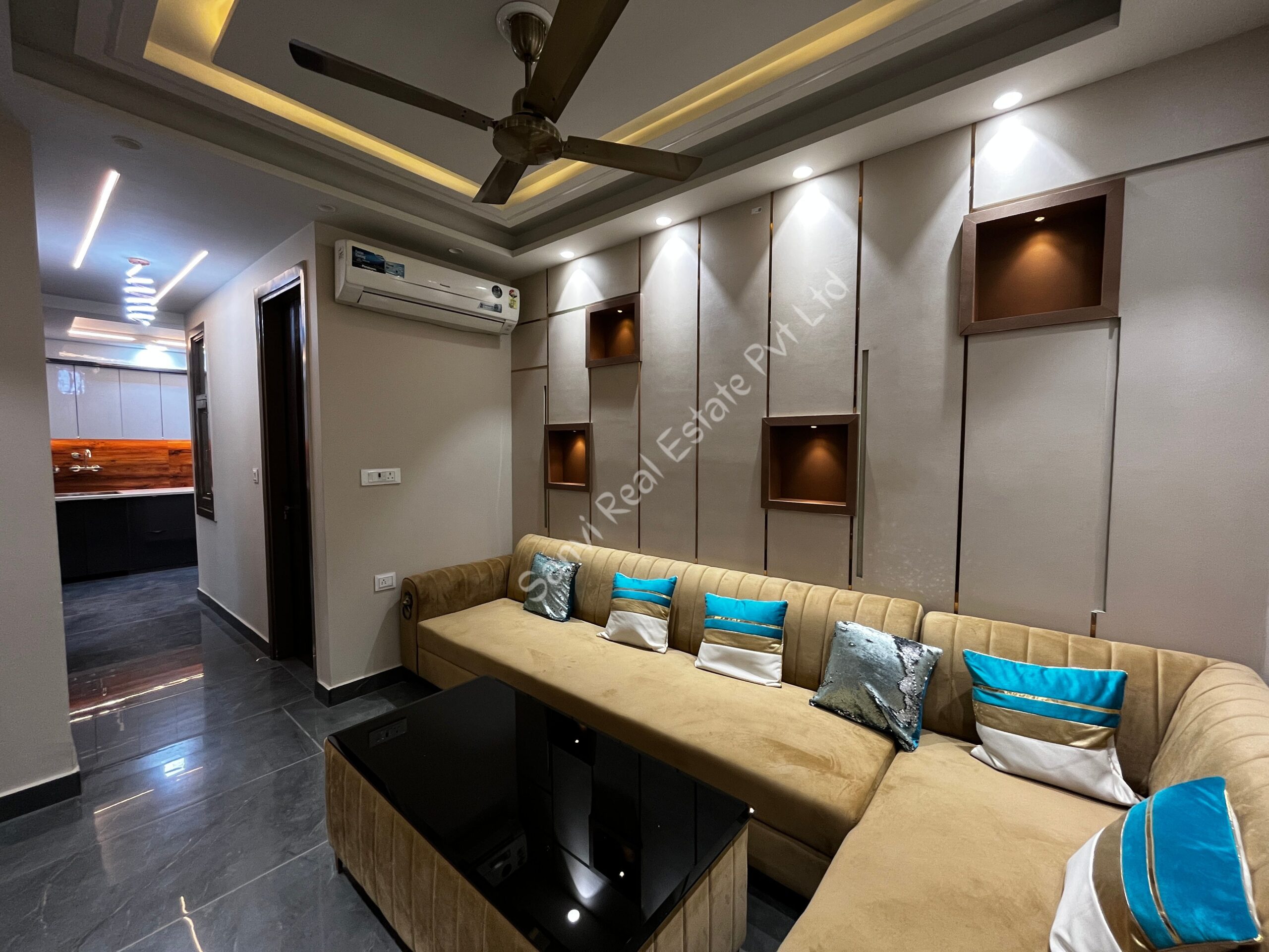 2 BHK Luxurious Apartment in Uttam Nagar | Sanvi Real Estate