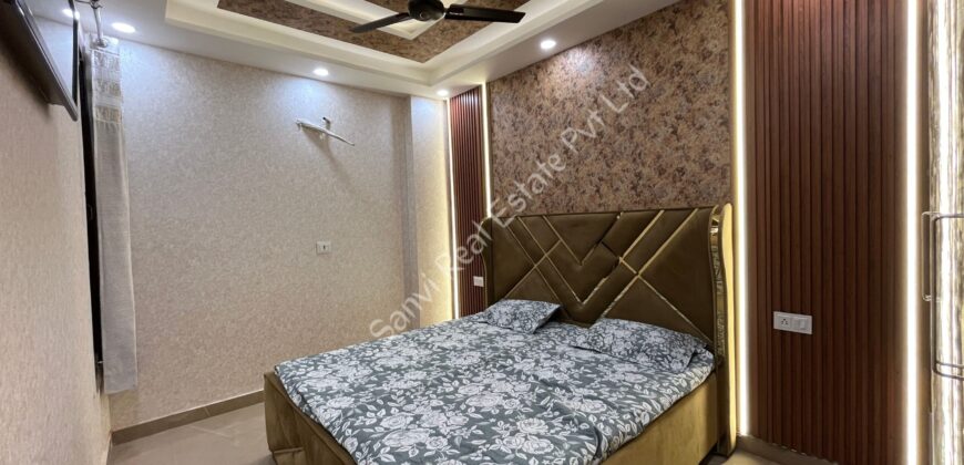 3 BHK Flat in Dwarka Mor, Delhi | Property in Delhi