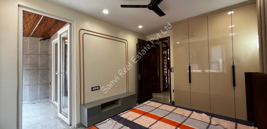 4 BHK Flat in Uttam Nagar, Delhi | Sanvi Real Estate