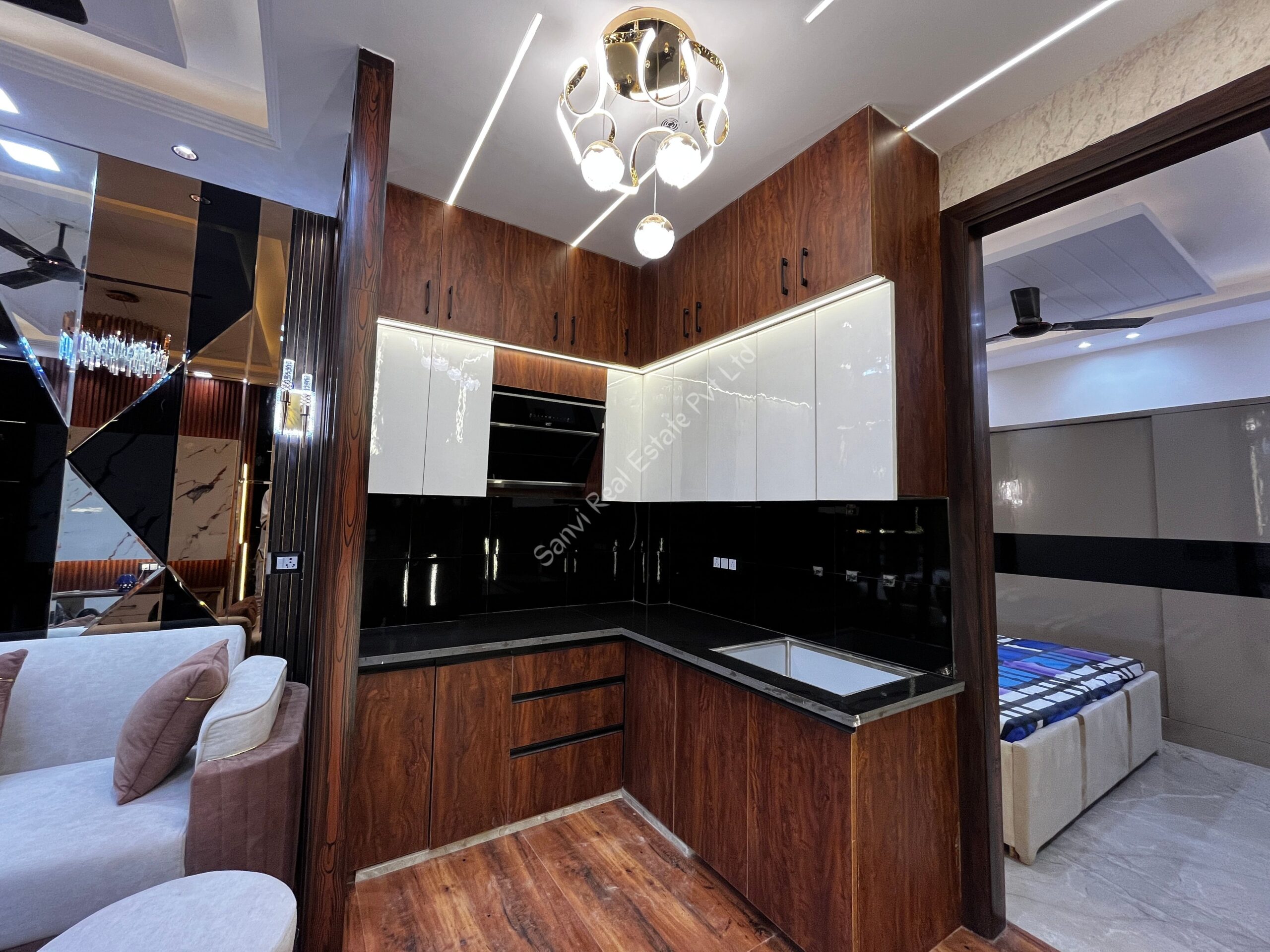 2 BHK Luxurious Property in Dwarka Mor, Delhi | Sanvi Real Estate