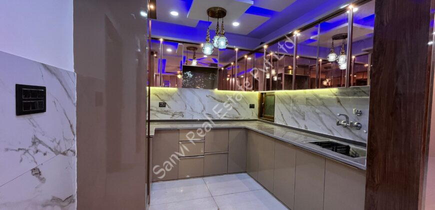 4 BHK Flat in Dwarka Mor | Fully Furnished Flat | Sanvi Real Estate