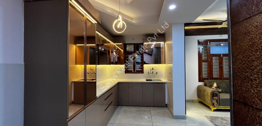 3 BHK Flat in Uttam Nagar, Delhi | Sanvi Real Estate