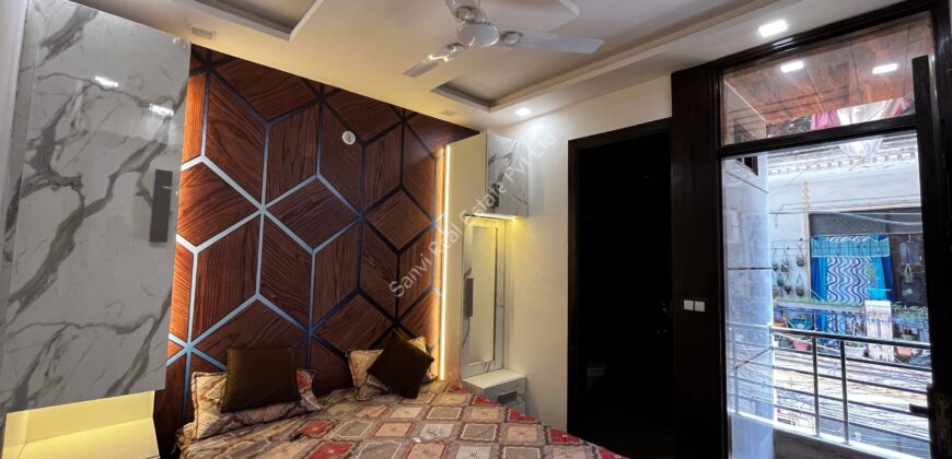 2 BHK Flat in Dwarka Mor | Property in Delhi | Sanvi Real Estate