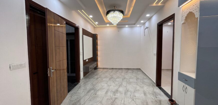 3 BHK Property in Uttam Nagar | M-Sanvi Real Estate | Property in Delhi