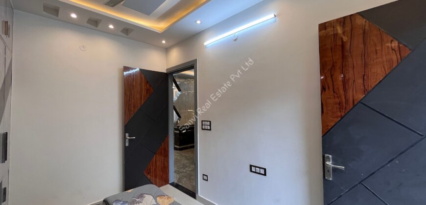 3 BHK Flat in Uttam Nagar | Top Real Estate in Uttam Nagar