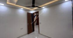 3 BHK Luxurious Property in Dwarka Mor | Ventilated Flat in Dwarka Mor