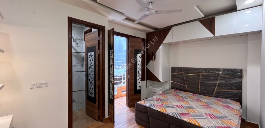 2 BHK Luxurious Property in Uttam Nagar | Ventilated Flat in Uttam Nagar