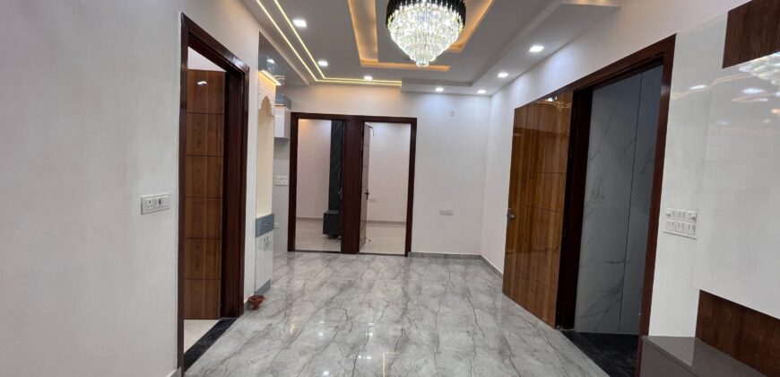 3 BHK Property in Uttam Nagar | M-Sanvi Real Estate | Property in Delhi