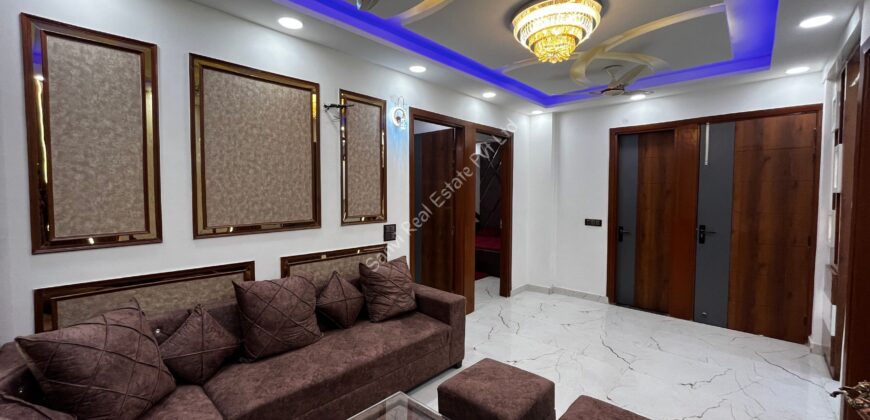 3 BHK Flat in Uttam Nagar West, Delhi M-Sanvi Real Estate