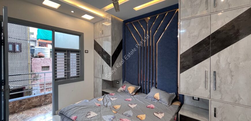 3 BHK Flat in Uttam Nagar | Top Real Estate in Uttam Nagar