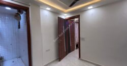 3 BHK Luxurious Property in Dwarka Mor | Ventilated Flat in Dwarka Mor